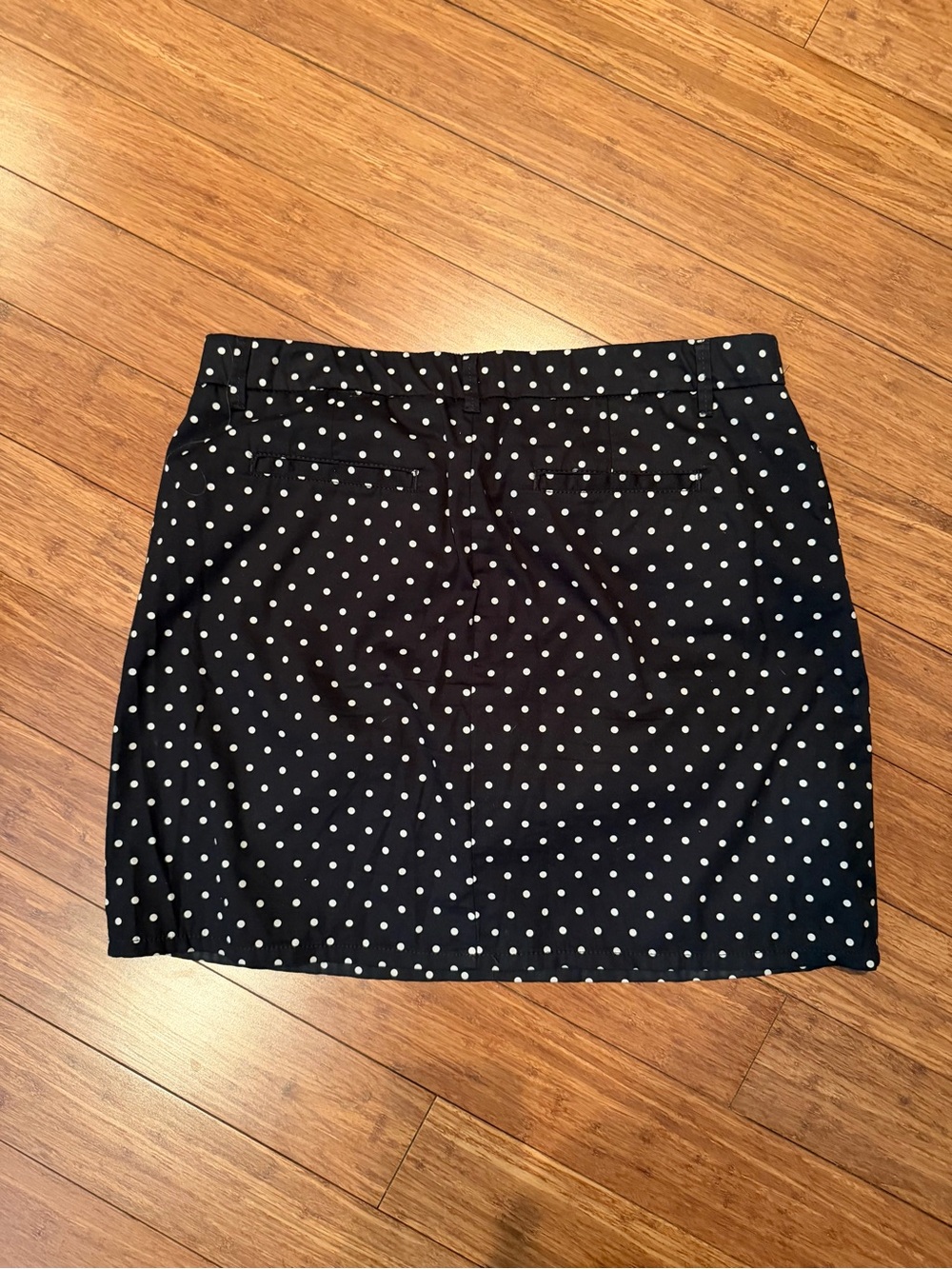 croft & barrow Black Skort with White Polka Dots - Picture 2 of 5